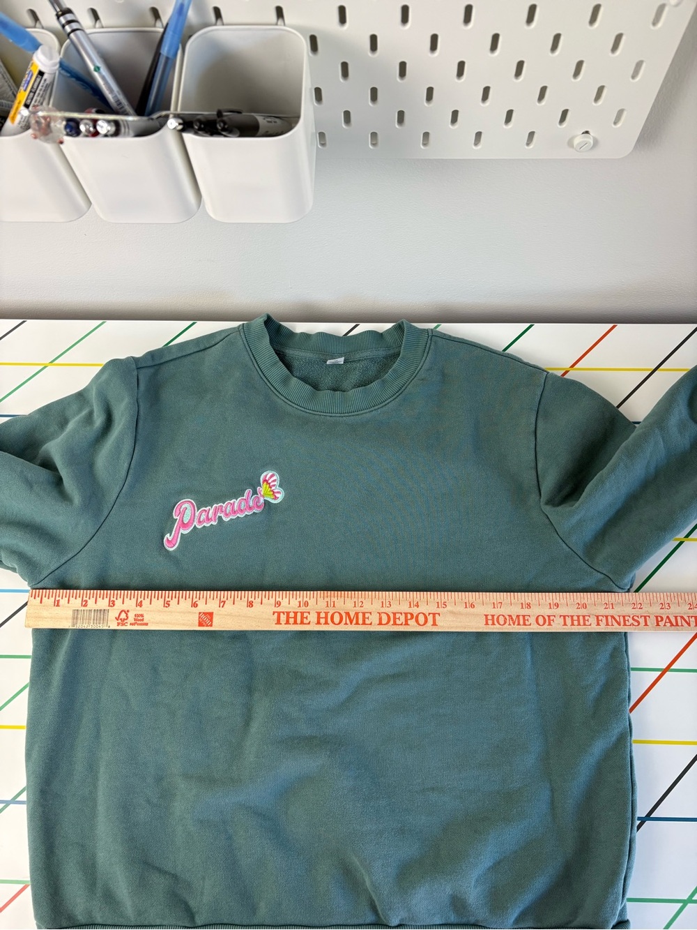 Parade Logo Sweatshirt 100% Cotton EUC Embroidery Crewneck Gen Z Skater Grunge - Picture 7 of 8
